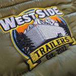haft komputerowy logo west side trailers